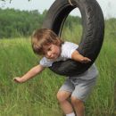 Изображение Почему мальчики лазают по деревьям? на Schoolofcare.ru!