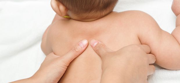 Изображение Золотые руки: как выбрать детского массажиста на Schoolofcare.ru!